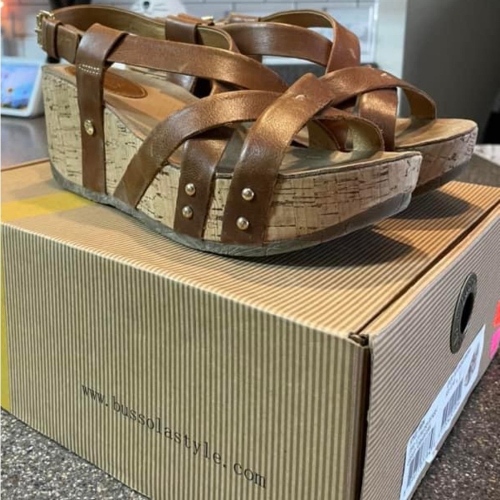 BUSSOLA WEDGES